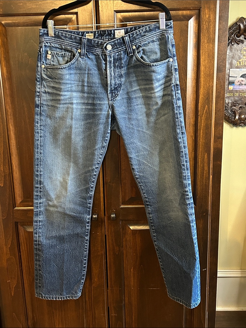 AG The Graduate Jeans Sz 32 x 29 Medium Wash Blue Denim Jeans